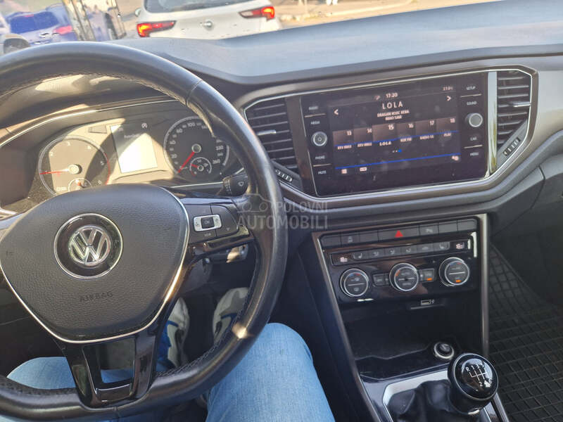 Volkswagen T-Roc 1.6tdi sport