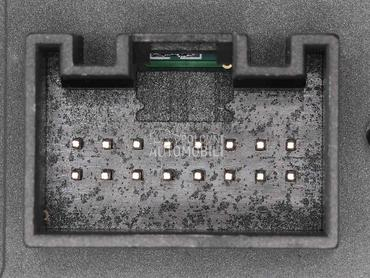 Prekidac prozora za Porsche Cayman od 2013. do 2016. god.