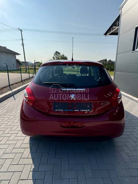 Peugeot 208 NOV