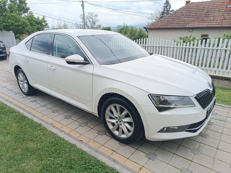 Škoda Superb DSG 4x4