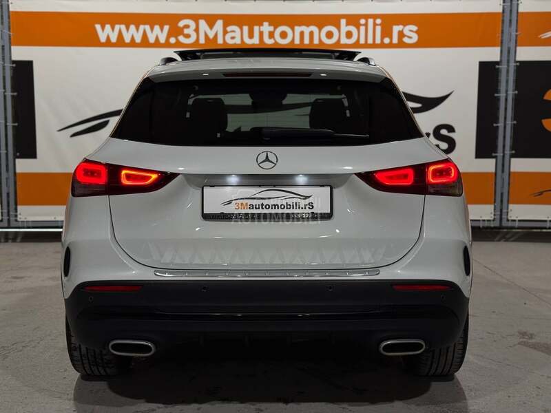 Mercedes Benz GLA 200 D/AMG/BLACK/20