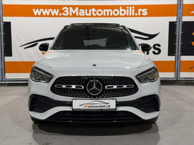 Mercedes Benz GLA 200 D/AMG/BLACK/20