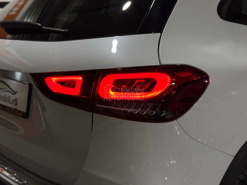 Mercedes Benz GLA 200 D/AMG/BLACK/20