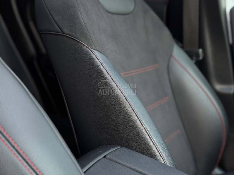 Mercedes Benz GLA 200 D/AMG/BLACK/20
