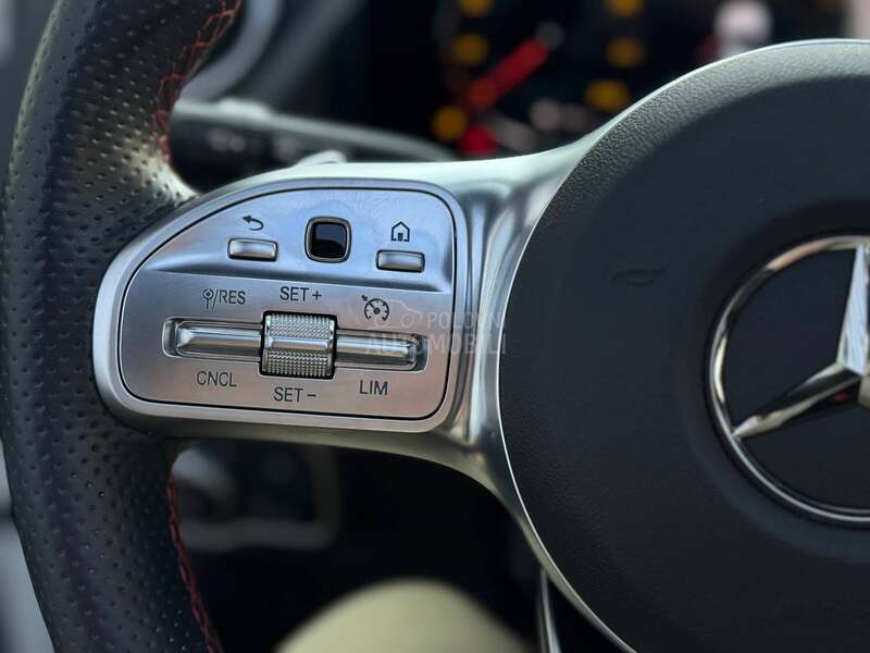 Mercedes Benz GLA 200 D/AMG/BLACK/20