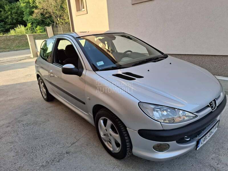 Peugeot 206 