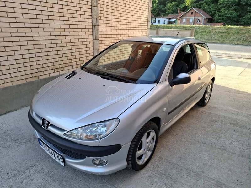 Peugeot 206 