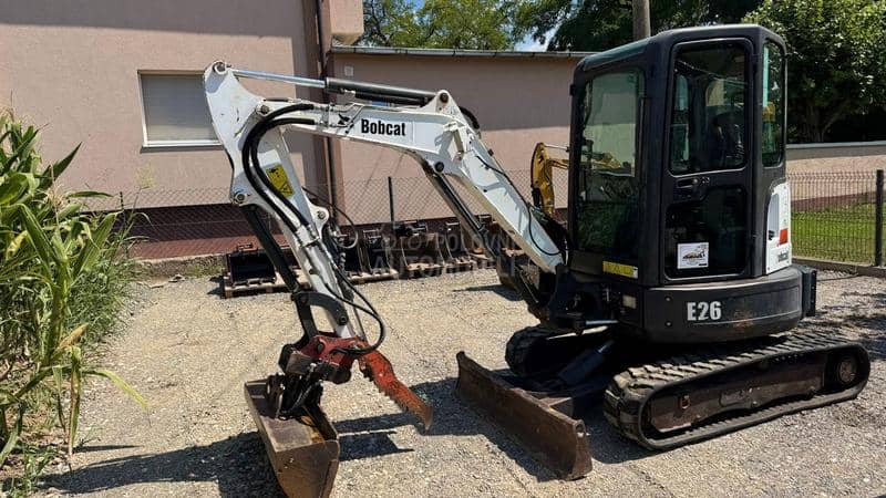 Bobcat E26 2014God.