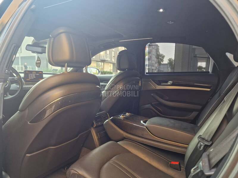 Audi S8 S8 Carbon edition
