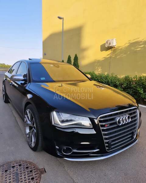 Audi S8 S8 Carbon edition