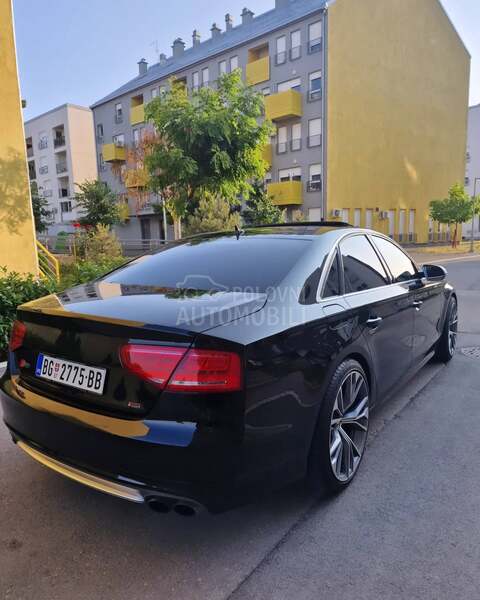Audi S8 S8 Carbon edition