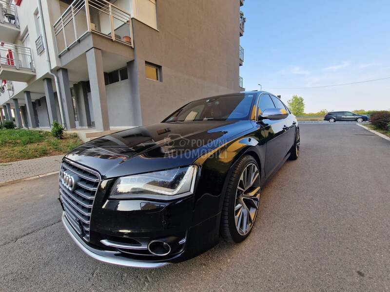 Audi S8 S8 Carbon edition