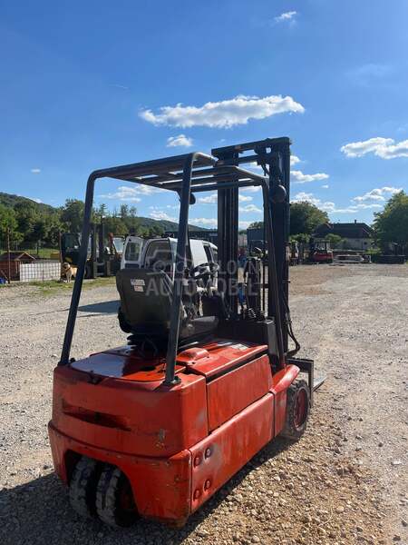 Linde E15