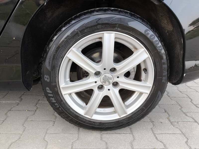 Peugeot 308 1.6