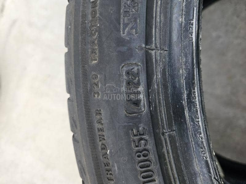 Bridgestone 255/40 R20 Letnja