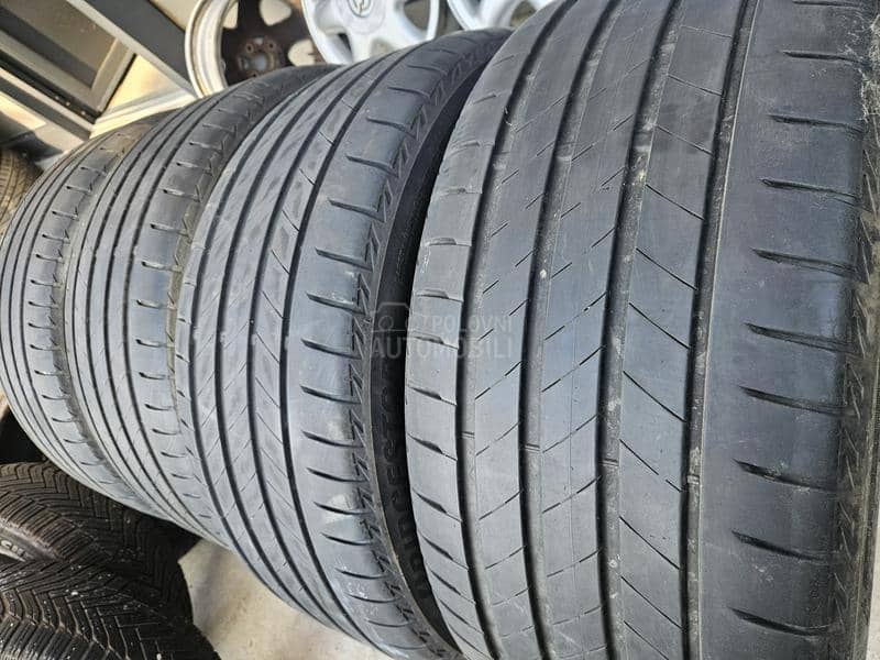 Bridgestone 255/40 R20 Letnja