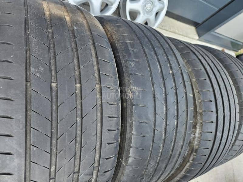 Bridgestone 255/40 R20 Letnja