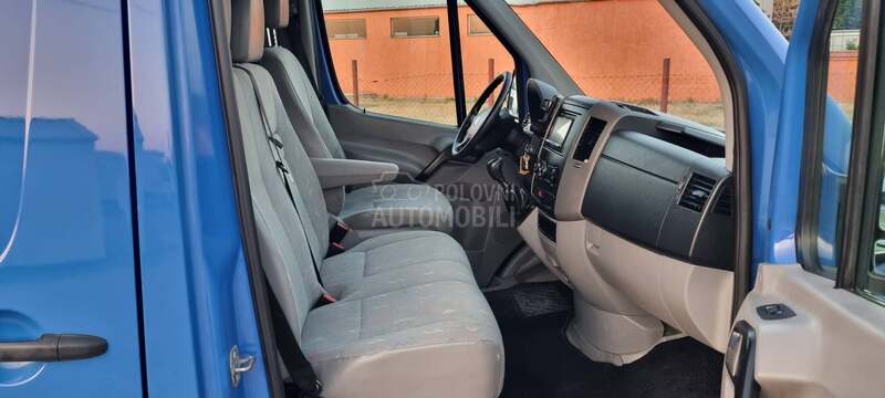 Volkswagen Crafter 2.5 TDI L2  H2