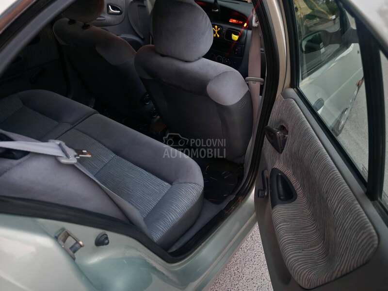 Renault Megane 1.4 16v