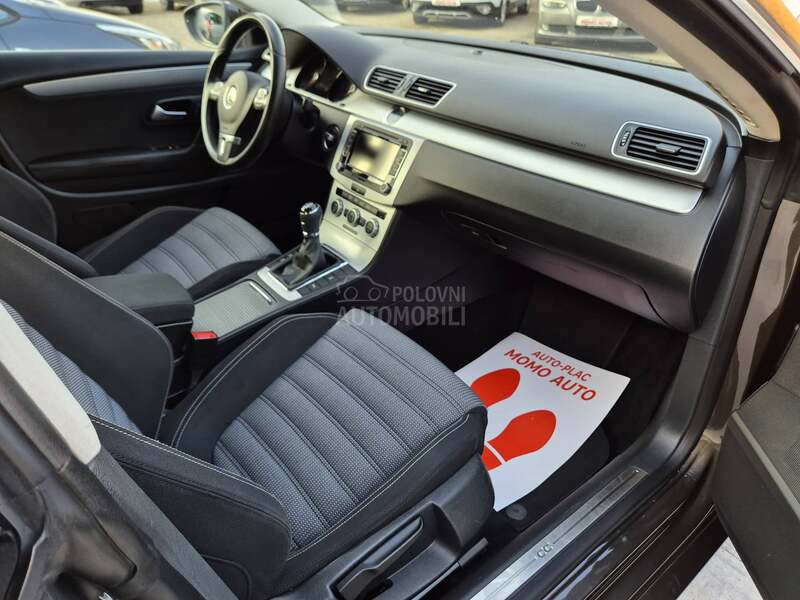 Volkswagen Passat CC 2.0 TDI