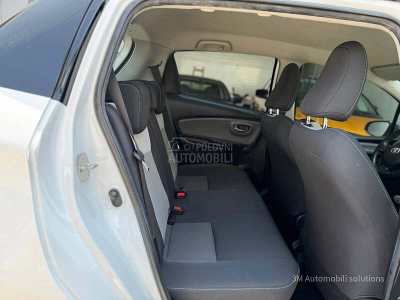 Toyota Yaris Hybrid/Aut