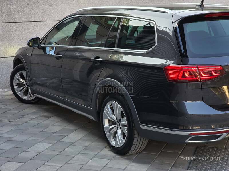 Volkswagen Passat B8 Alltrack DSG/4Motion