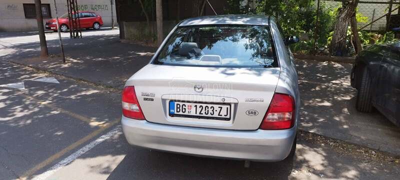 Mazda 323 