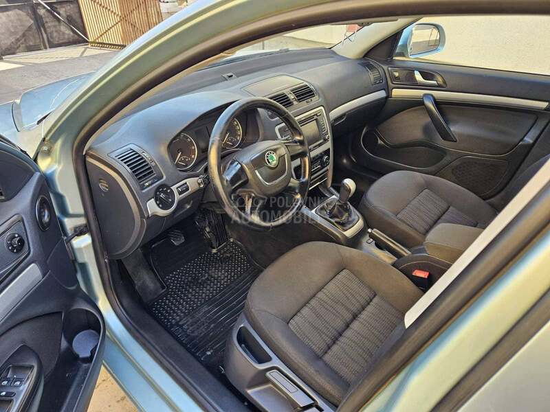 Škoda Octavia 1.2 ben