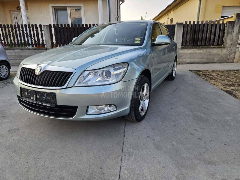 Škoda Octavia 1.2 ben
