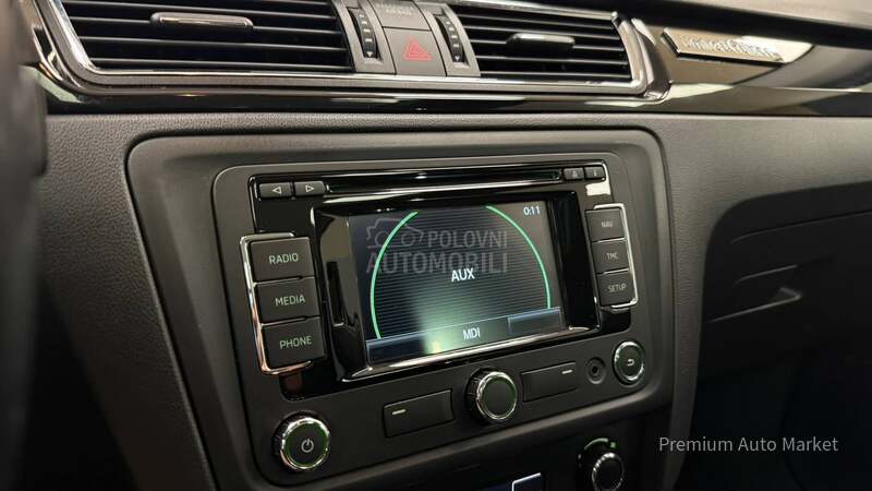Škoda Rapid //1.2 TSI/PANO/SALON