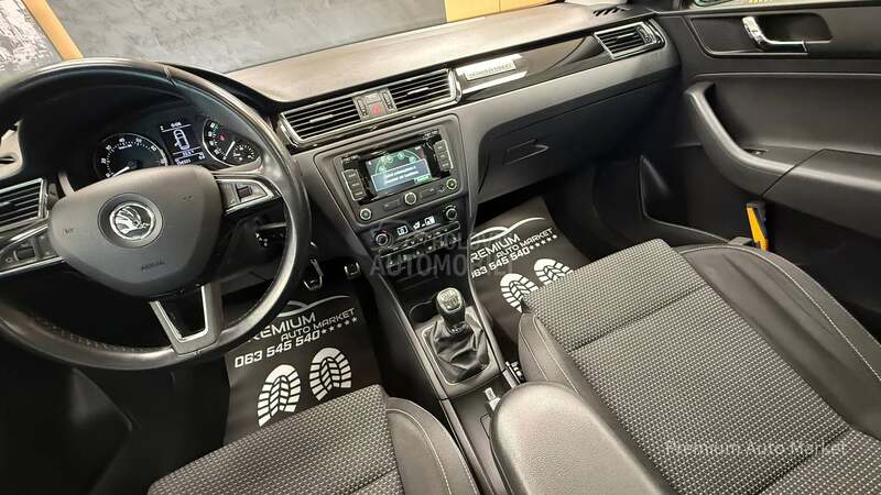 Škoda Rapid //1.2 TSI/PANO/SALON