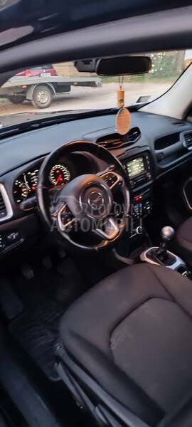 Jeep Renegade LONGTUDE