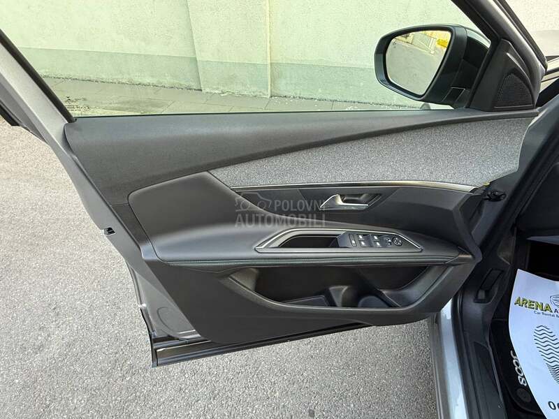 Peugeot 3008 1.5HDI/ALLURE