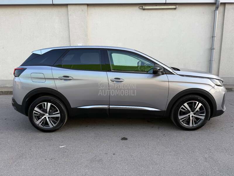 Peugeot 3008 1.5HDI/ALLURE