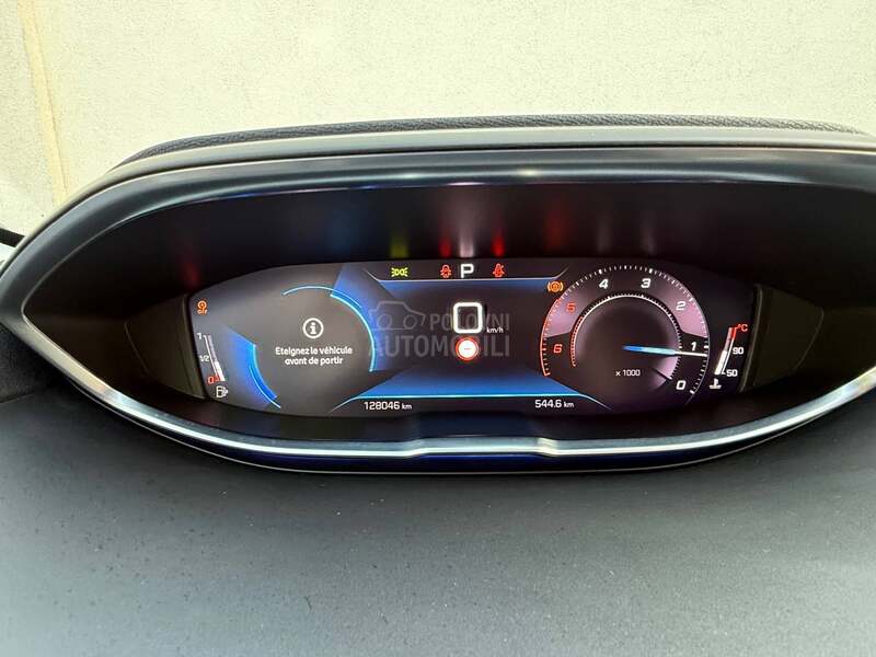 Peugeot 3008 1.5HDI/ALLURE