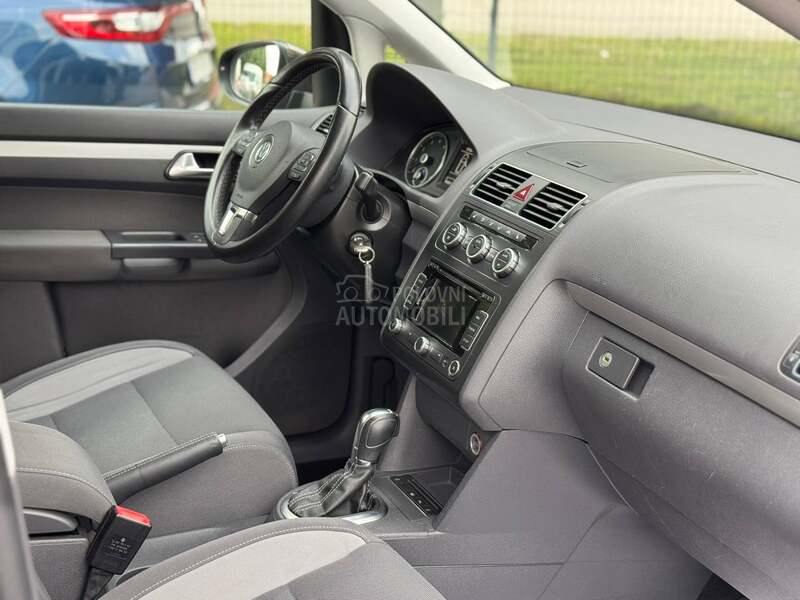 Volkswagen Touran HIGHLINE CH