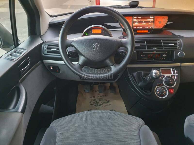 Peugeot 807 