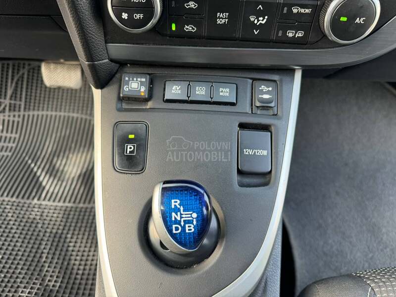 Toyota Auris 1.8 HYBRID