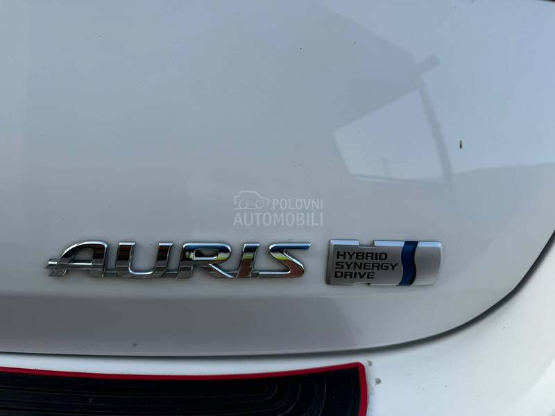 Toyota Auris 1.8 HYBRID