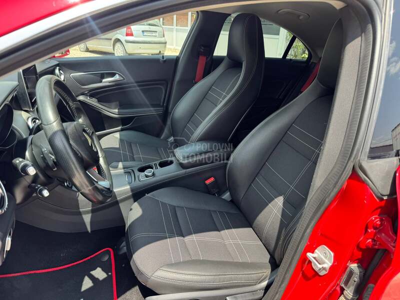 Mercedes Benz CLA 200 