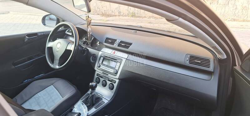 Volkswagen Passat B6 2.0 tdi 8v