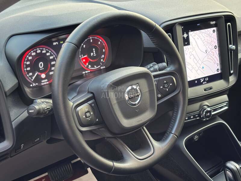 Volvo XC40 2.0 D AWD