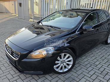Volvo V40 1.6 D2 MOMENTUM