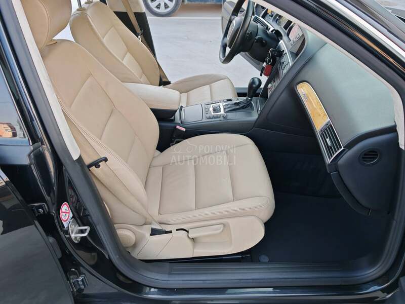 Audi A6 QUATTRO/AUTO KOMERC