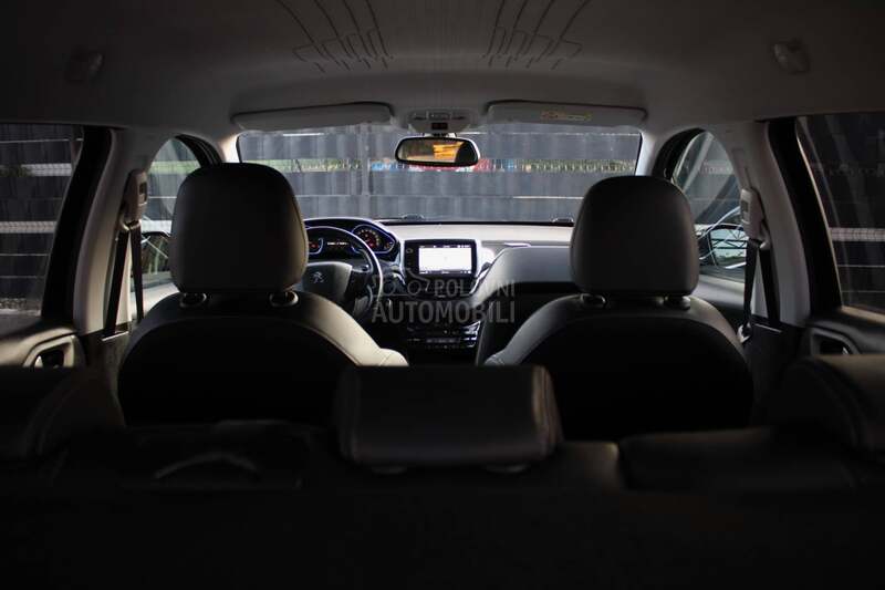 Peugeot 2008 1.6HDI Allure Aut.