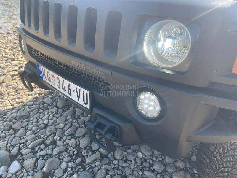 Hummer H3 