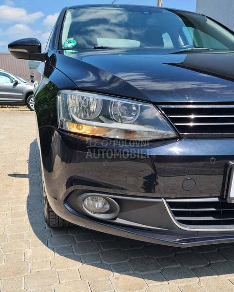 Volkswagen Jetta 1.6TDI  BLUEMOTION