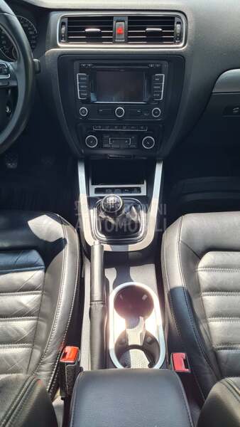 Volkswagen Jetta 1.6TDI  BLUEMOTION