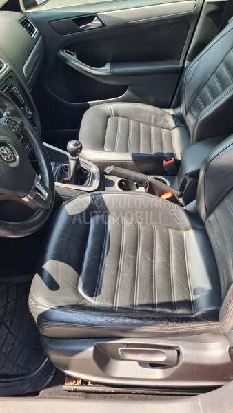 Volkswagen Jetta 1.6TDI  BLUEMOTION