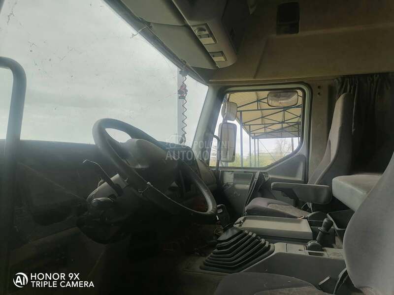 Renault premium